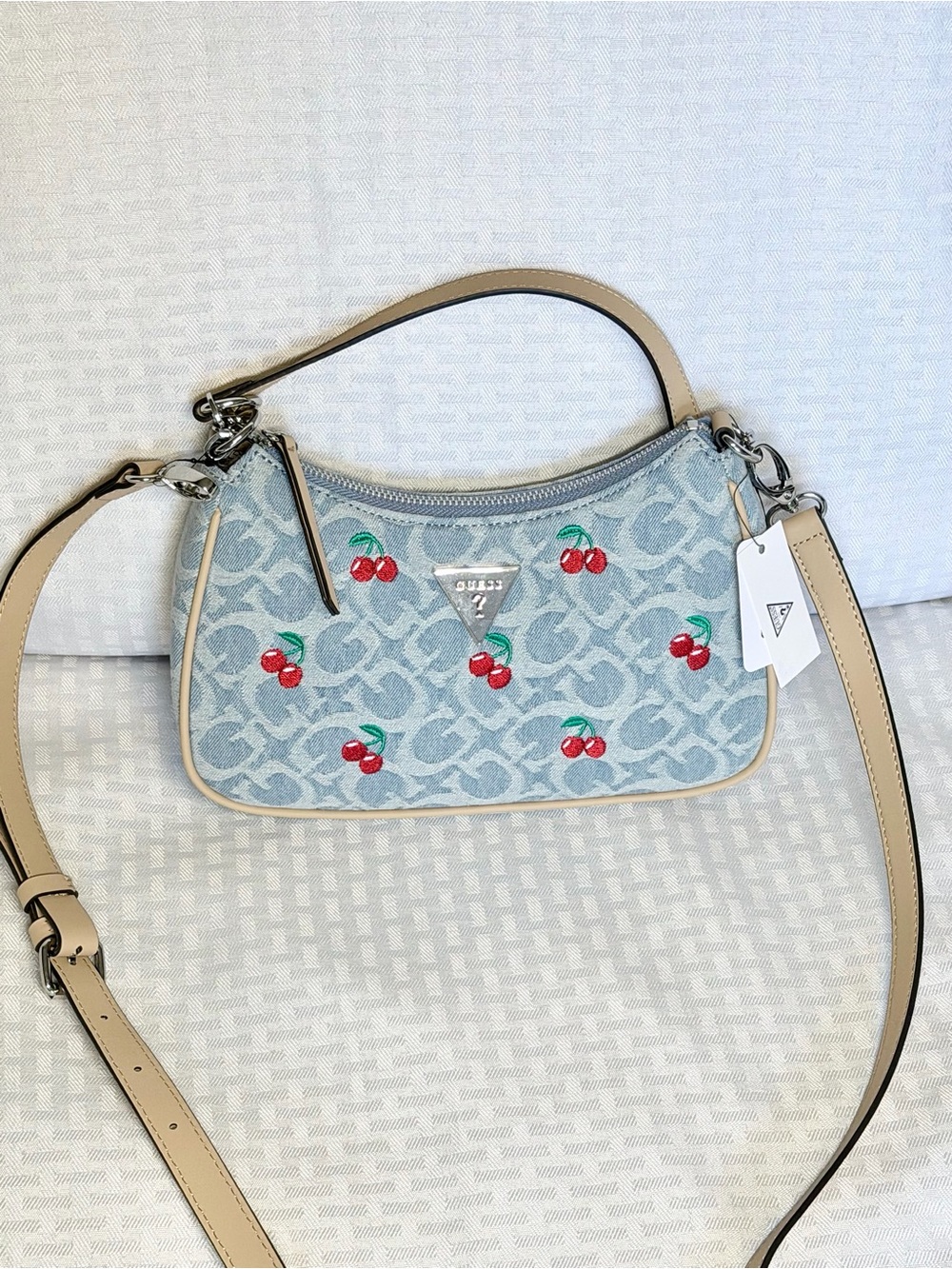 GUESS Light Blue Denim Cherry Mini Shoulder Bag pochette Celestia